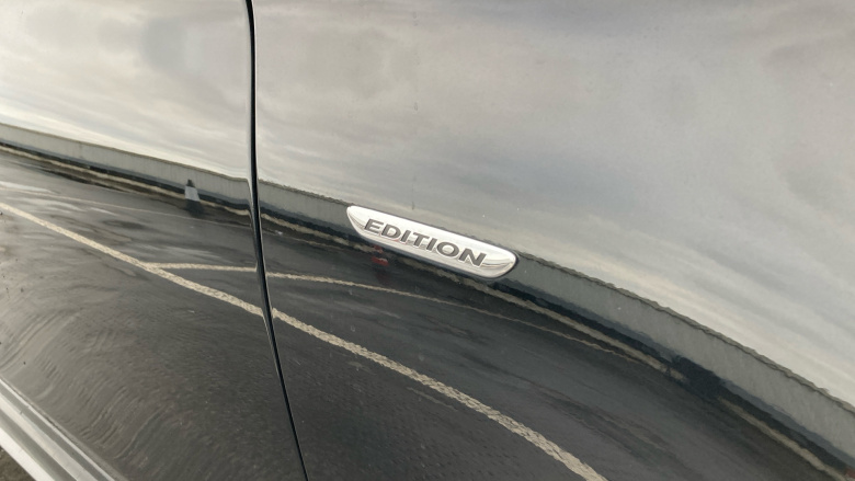 Mercedes-Benz A-Class A250e AMG Line Premium Plus Edition 5dr Auto Hatchback